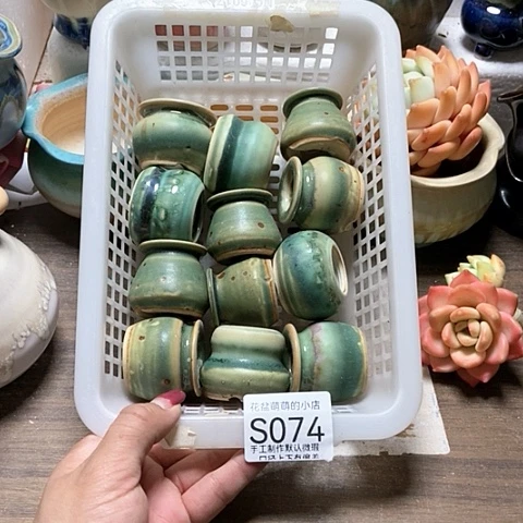 紫砂花盆074微瑕品口径2到3左右