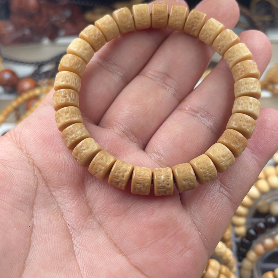 菩提根/象牙果吊坠丹****房真龙脊老料无钥匙孔10*7龙嘎