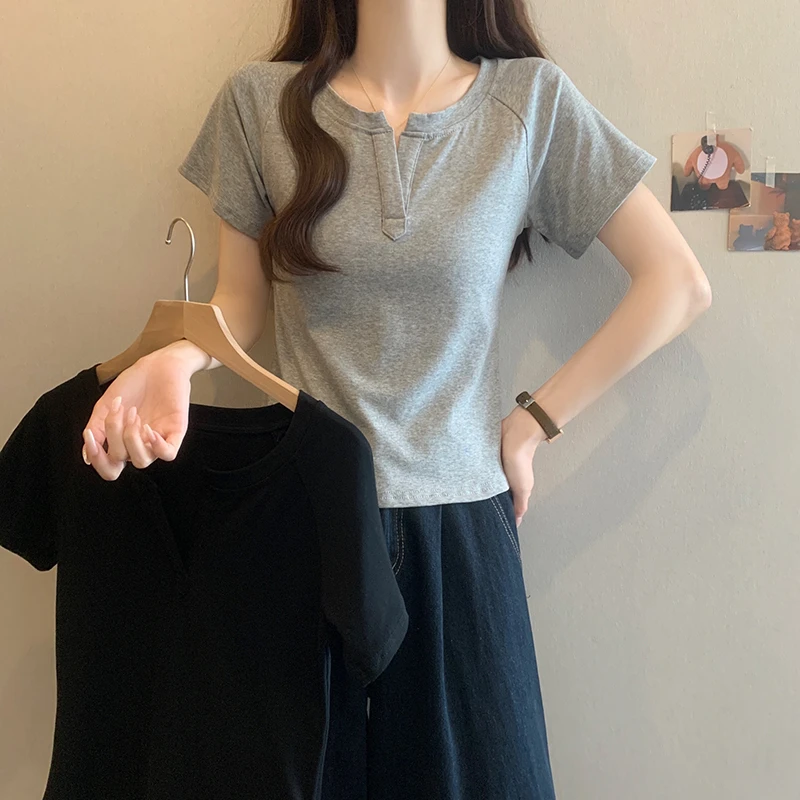 短袖大码显瘦上衣女夏季新款胖MM洋气减龄休闲纯色v领基础正肩t恤