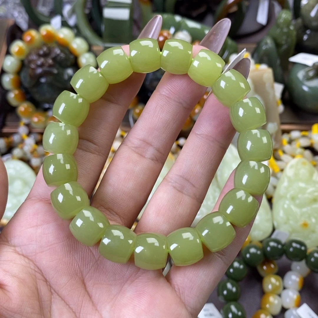 未镶嵌手串透闪石质玉℡****板