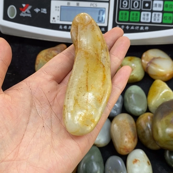 未镶嵌和田玉（糖玉）挂件寒**隐