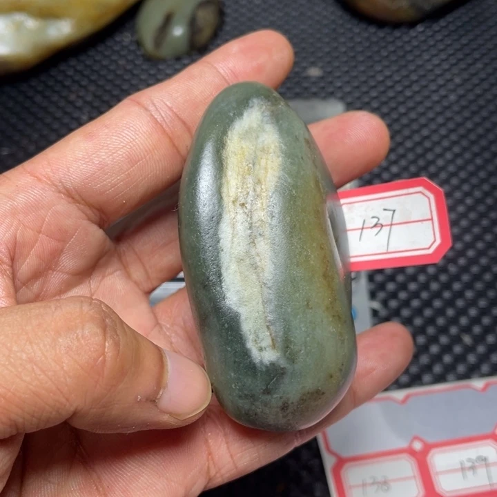 和田玉未镶嵌挂件137