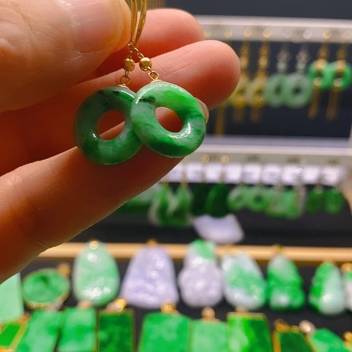 翡翠18K金镶嵌耳饰耳坠