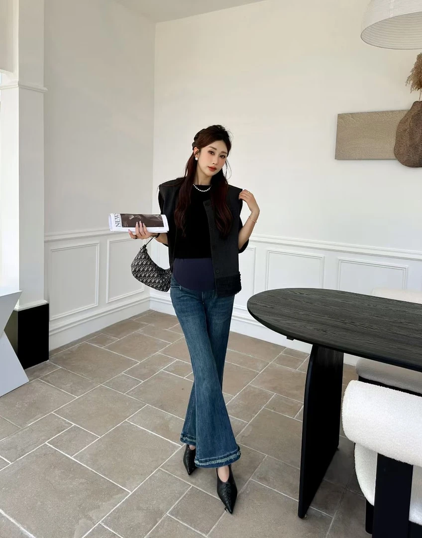 孕妇春秋款外穿不勒肚微喇叭牛仔裤