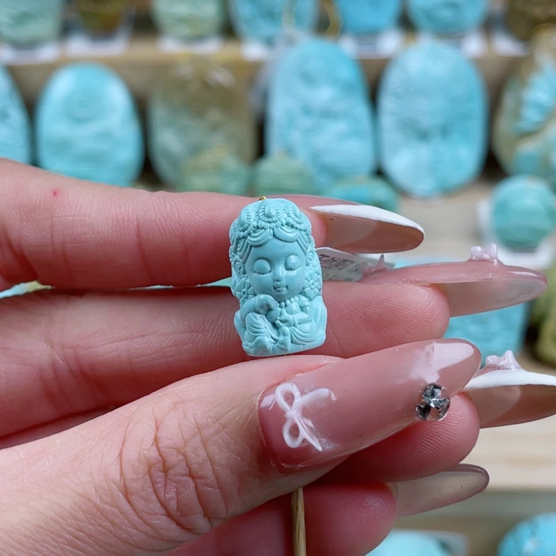 绿松石未镶嵌珠宝奇石