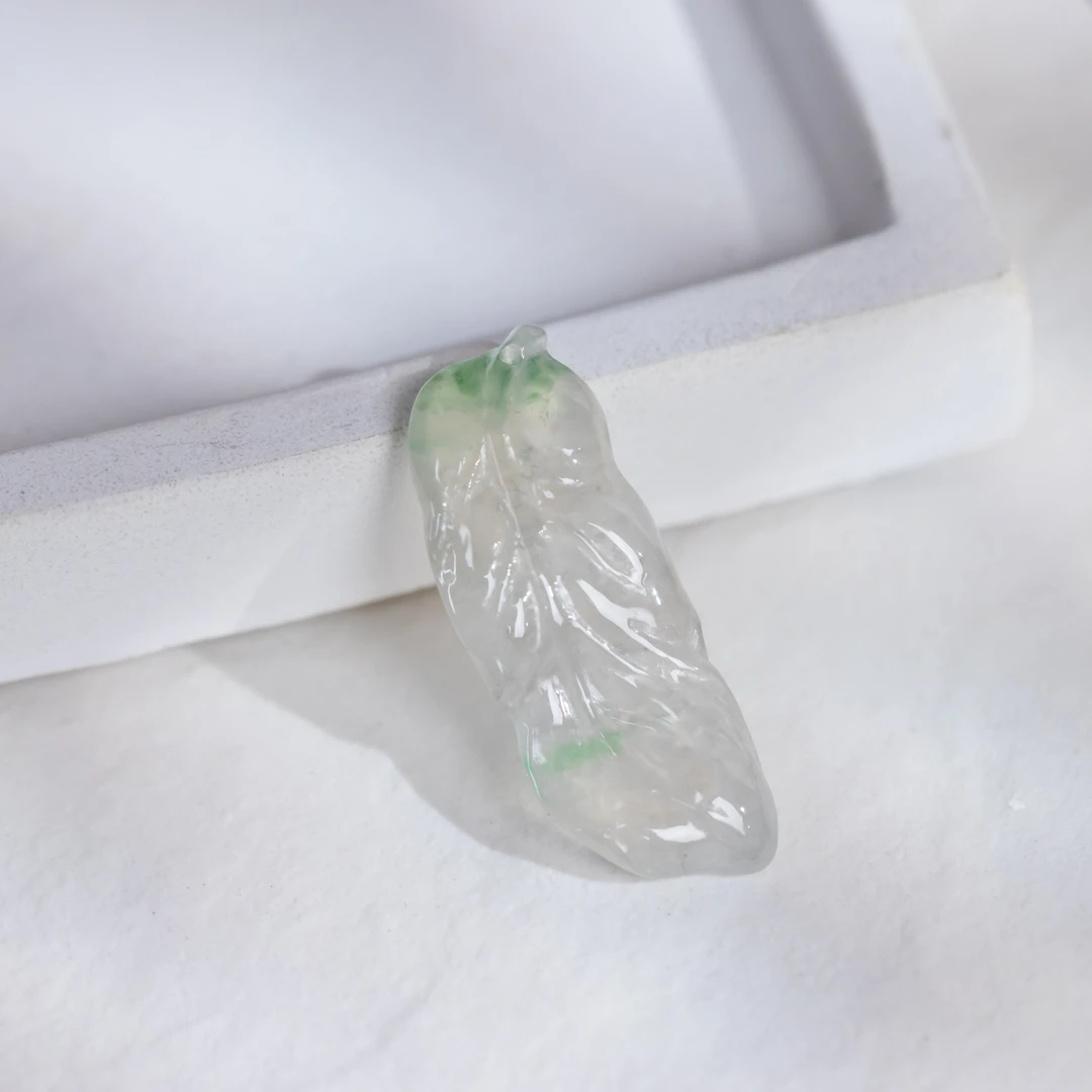 钦点-天然A货翡翠-飘绿叶子树叶-xds