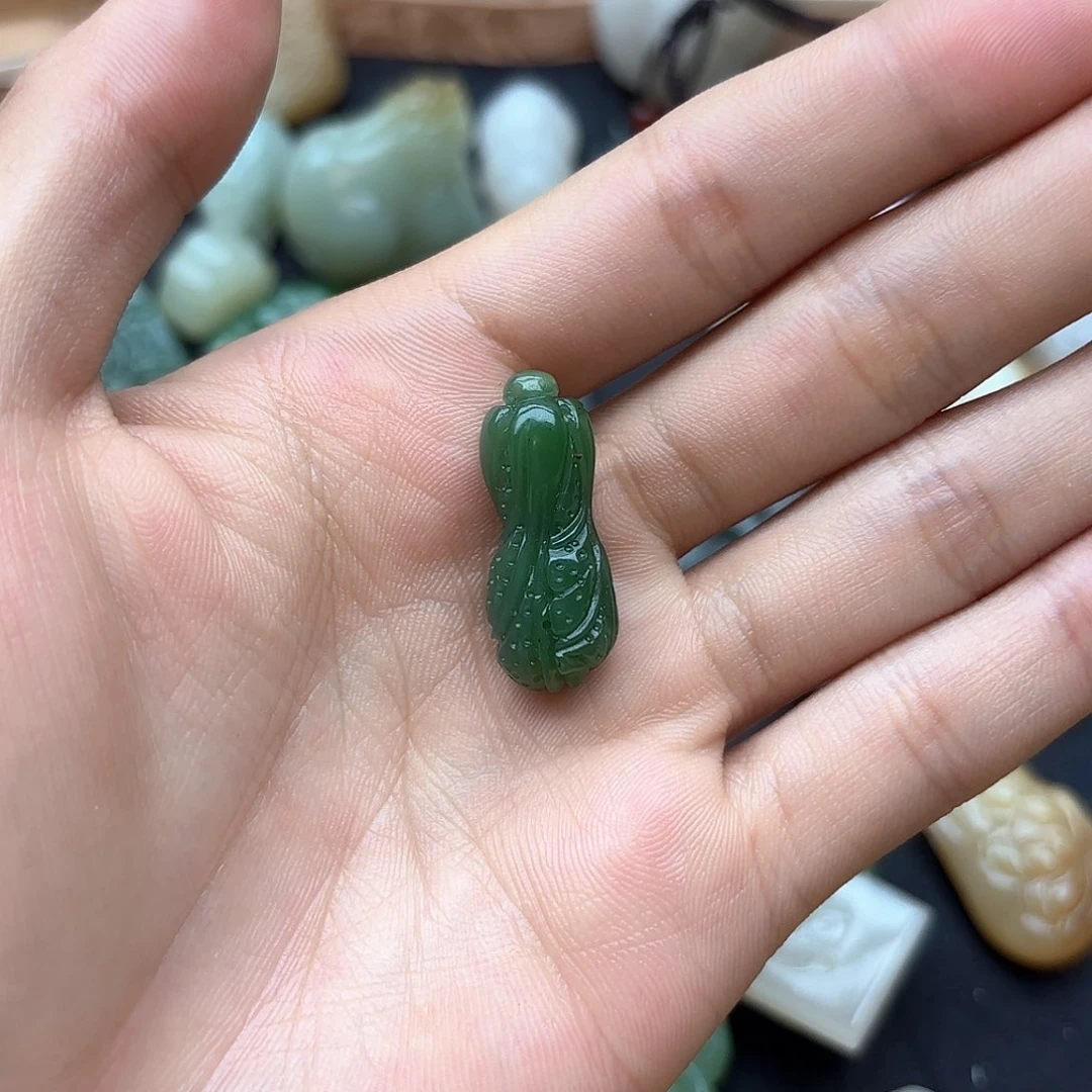 和田玉颈饰未镶嵌?**?