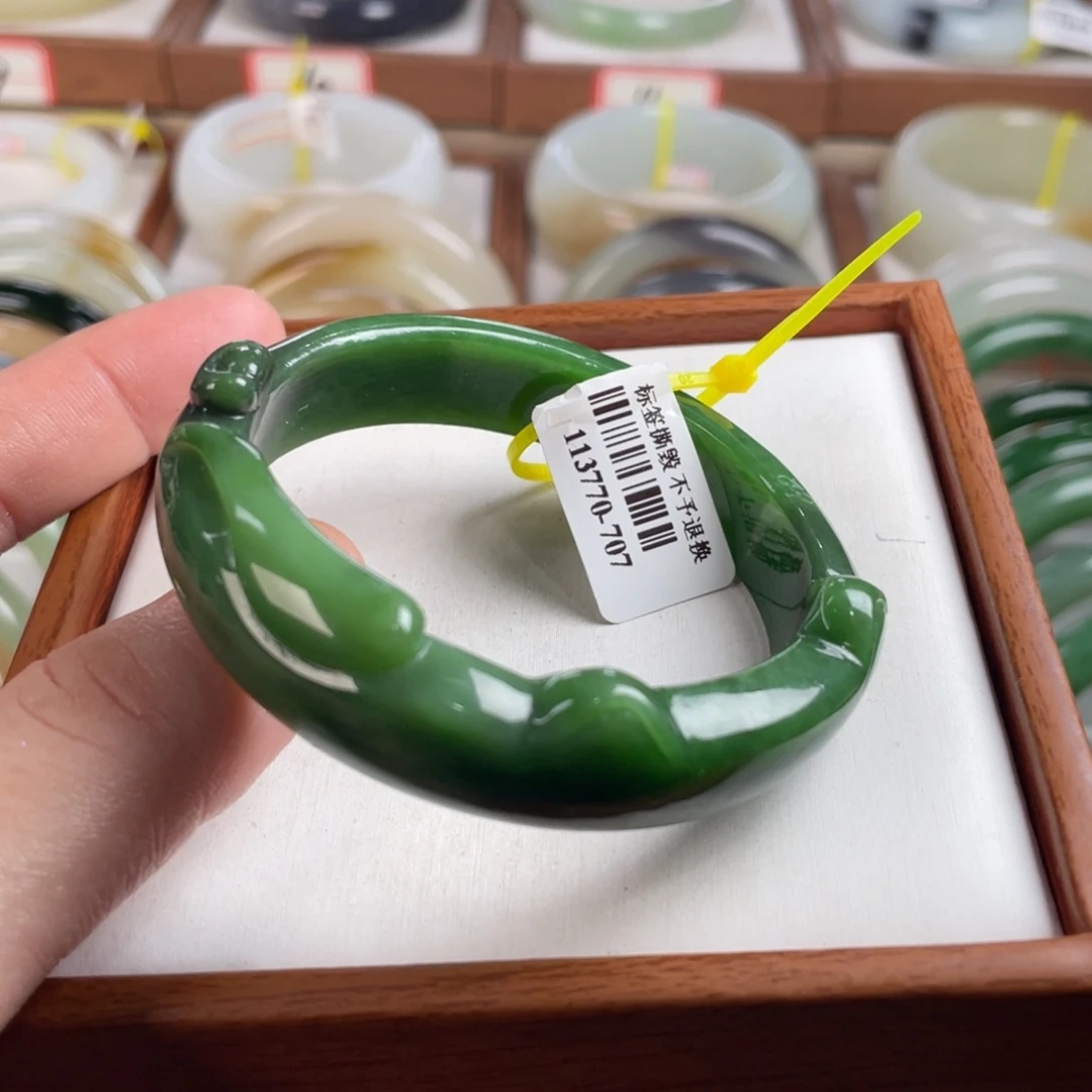 【闪购商品】和田玉手镯未镶嵌52.5.26