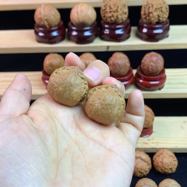 吊坠文玩核桃寿桃