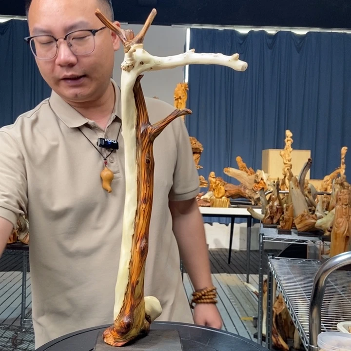 柏木（崖柏）随型摆件