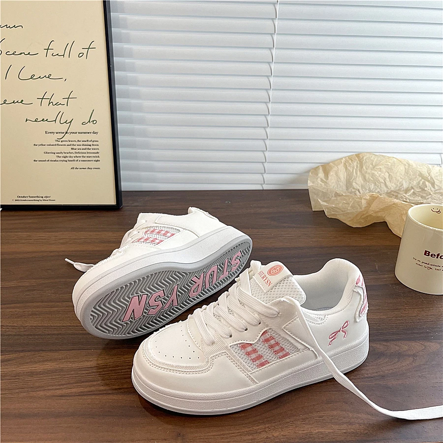 白芍药粉夏季女鞋小白鞋女配裙2025新款爆款透气休闲面包鞋运动鞋