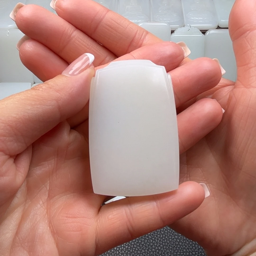 和田玉未镶嵌吊坠(不含链)61g