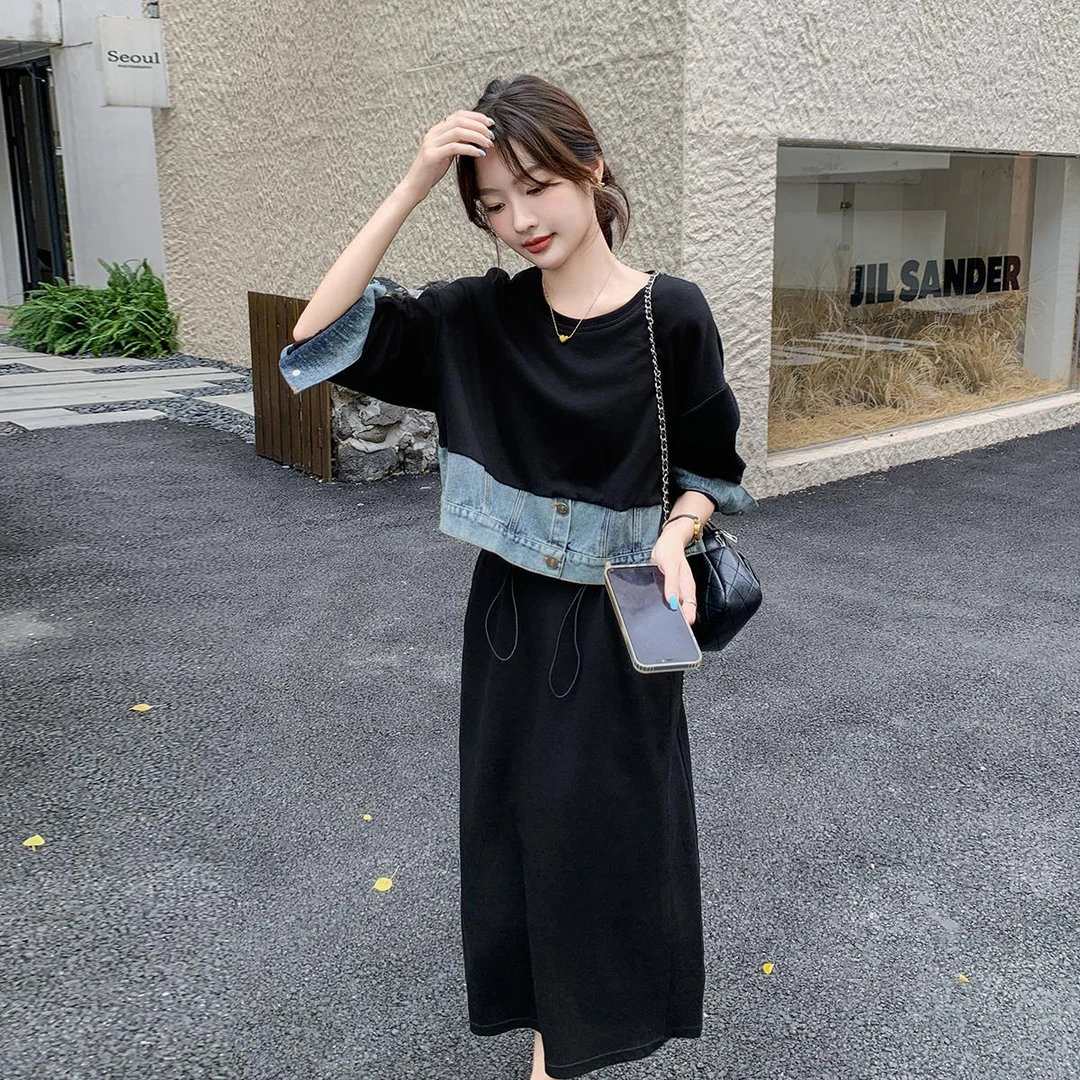 黑色牛仔拼接假两件连衣裙女春秋2025新款小众洋气韩系休闲卫衣裙