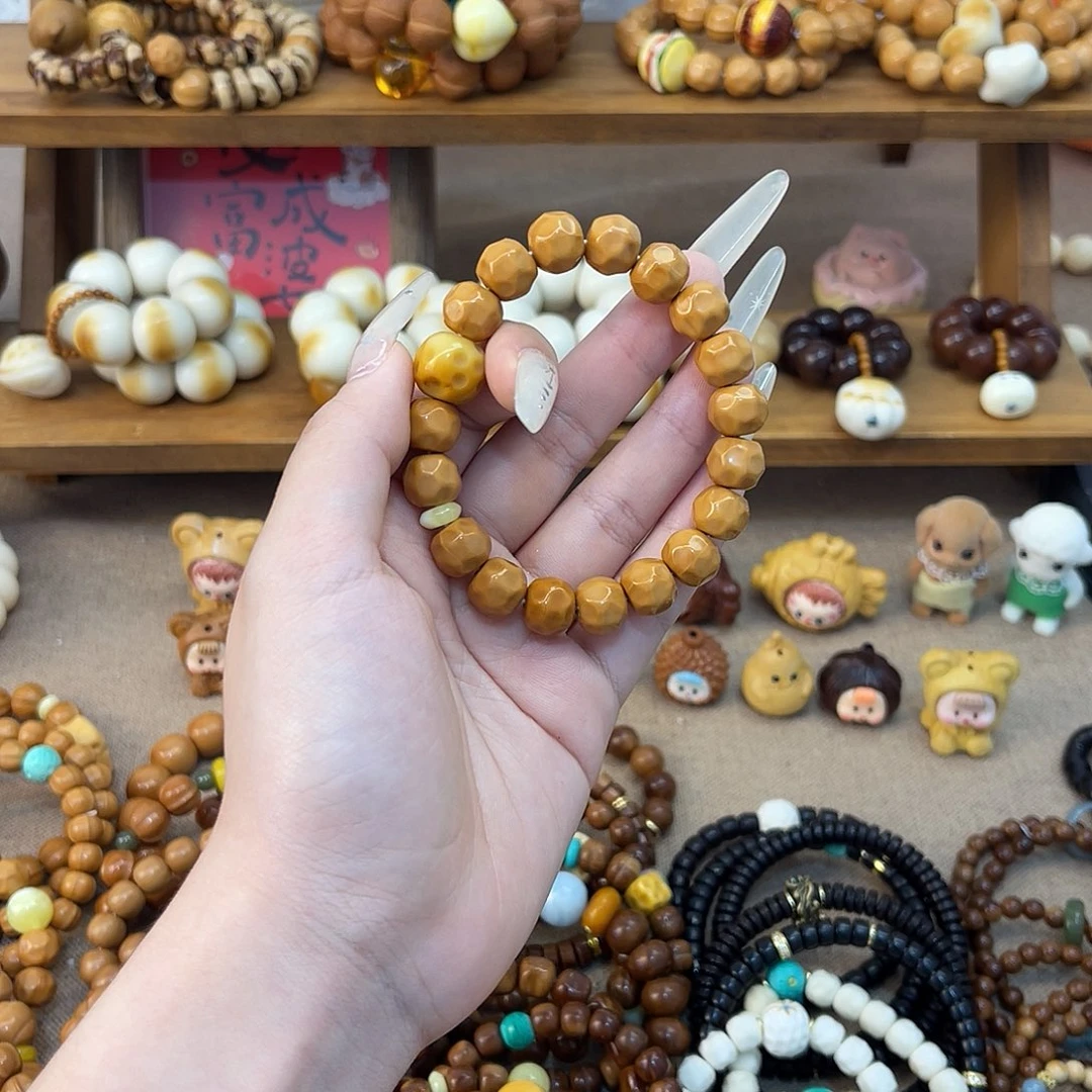 猴头核桃吊坠猴头手串