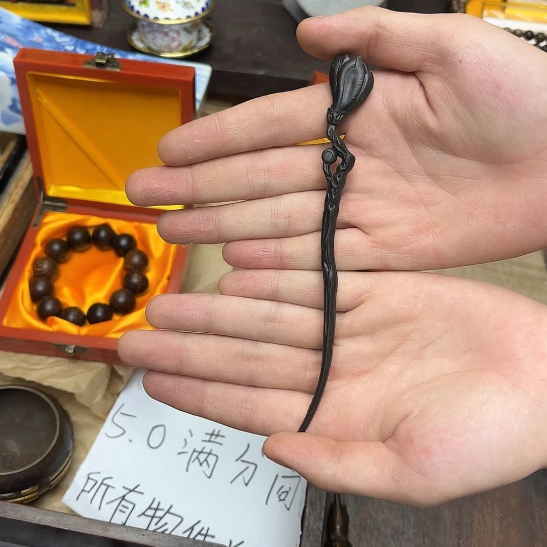 大叶紫檀（黑酸枝木类）