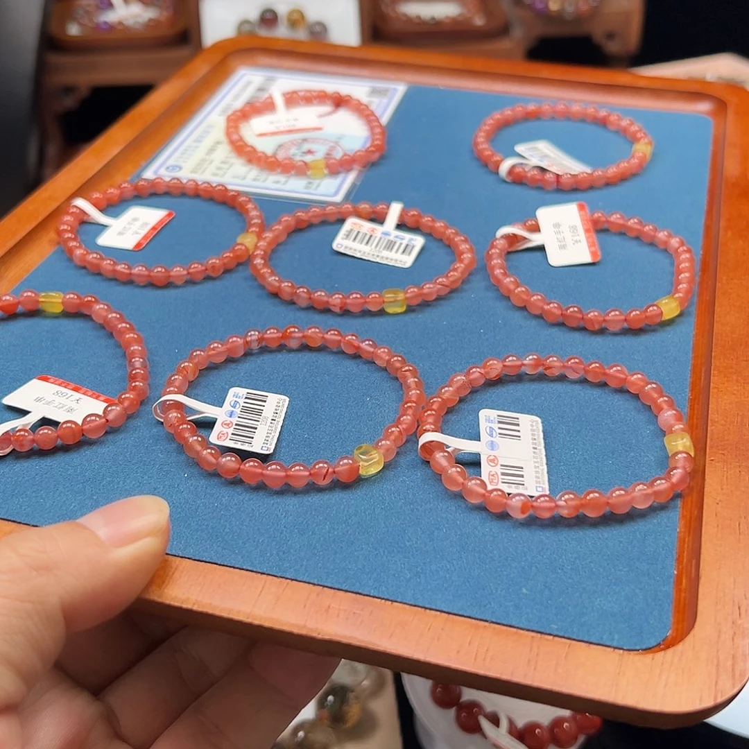 南红玛瑙未镶嵌手链