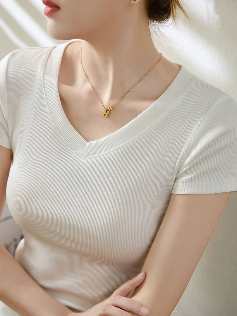 【品质好货】V领T恤女短袖夏季新款显瘦上衣打底衫