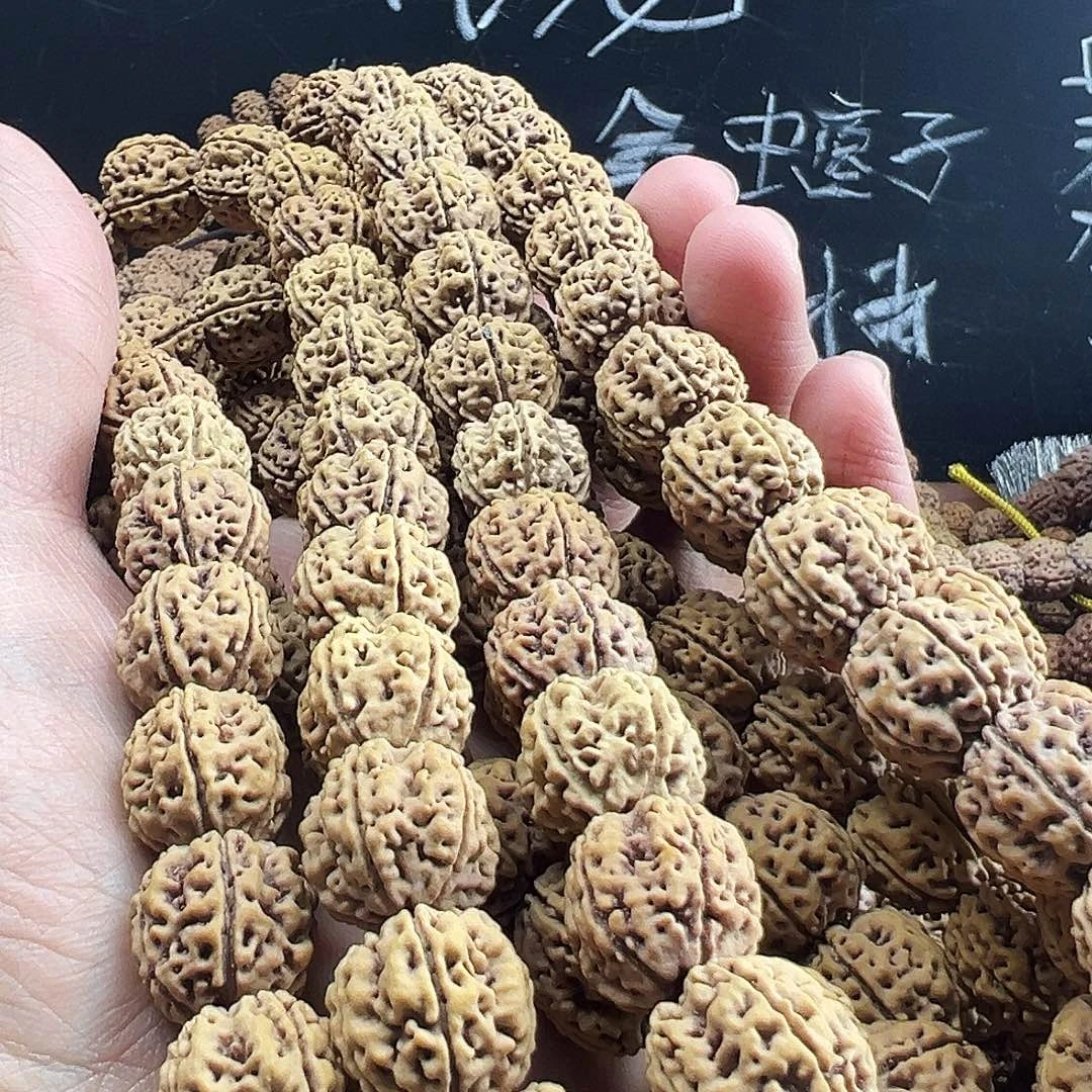 用***9金刚菩提吊坠一代龙