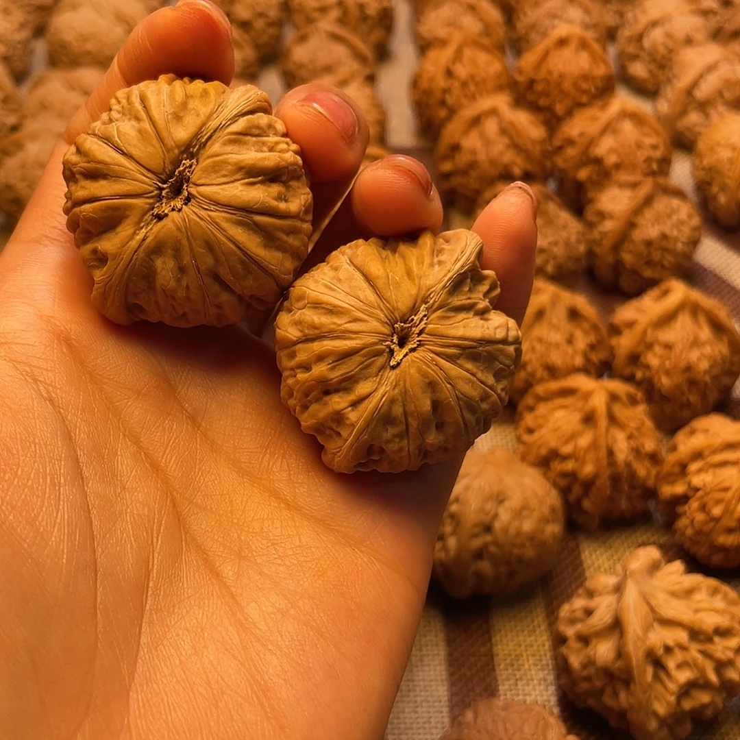 文玩核桃把件优****威铁锤