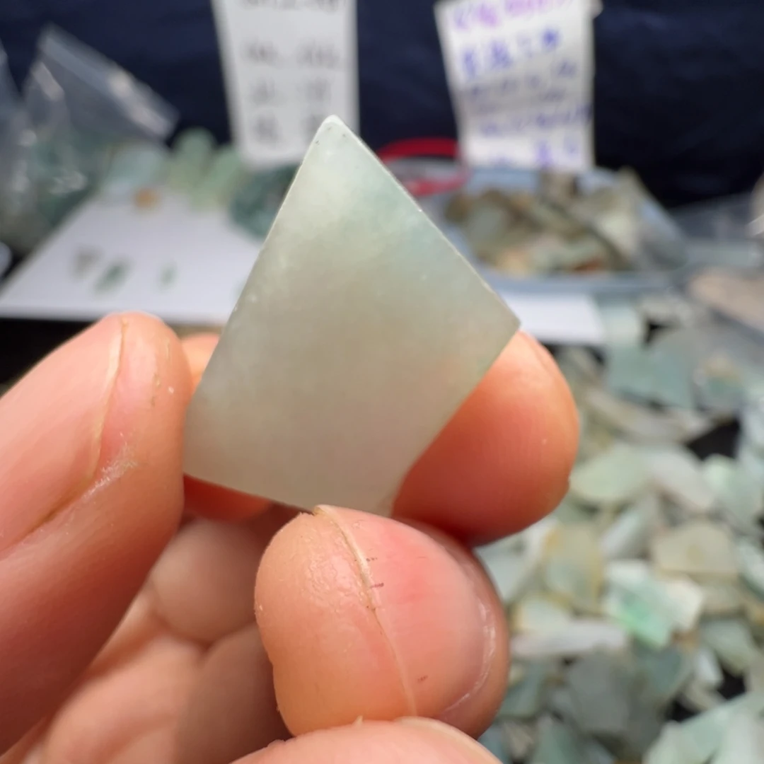 翡翠裸石缅甸翡翠A货