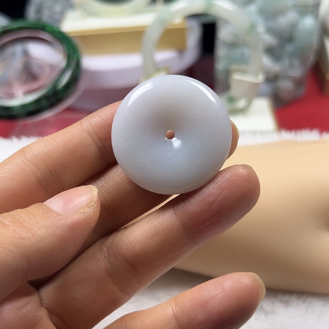 颈饰未镶嵌翡翠缅甸天然A货翡翠平安扣