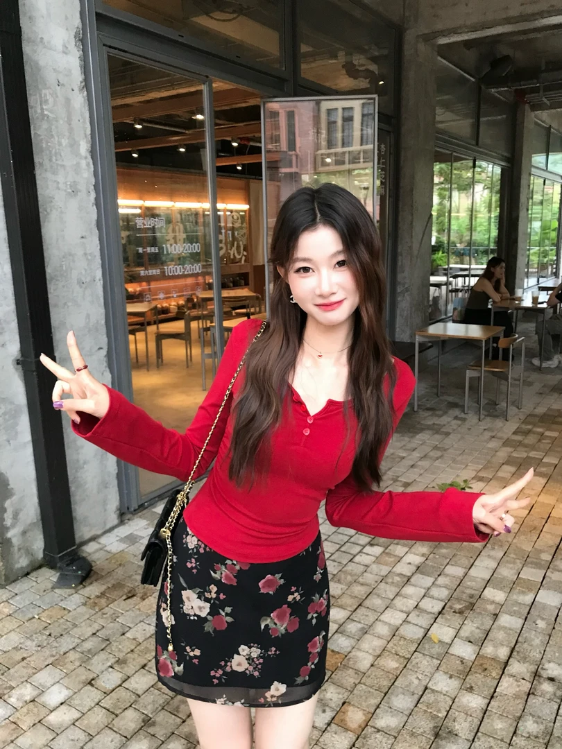 EIA一尧【果冻t】长袖上衣韩系纯欲气质氛围显瘦百搭V领舒适上衣秋