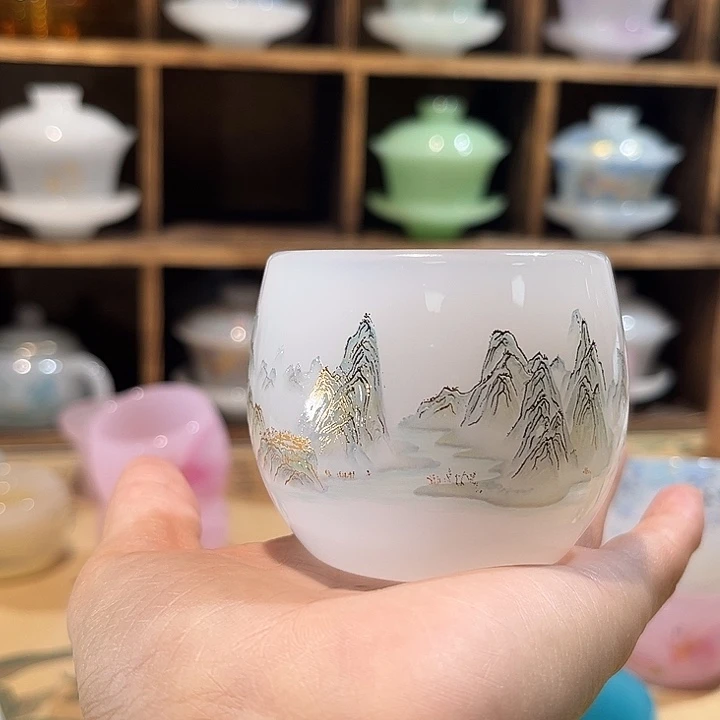 闲****琉璃白色千里江山主人杯