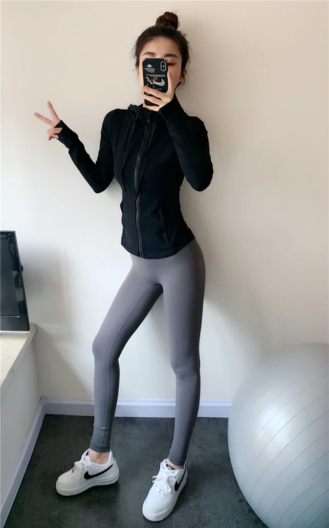 【哲妈女装】短款防晒衣修身外套505