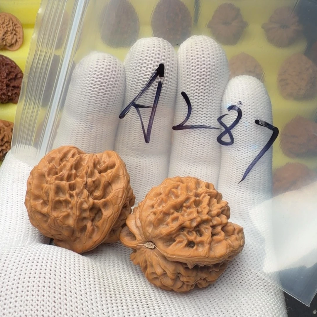 文玩核桃吊坠秦闷全品38.5