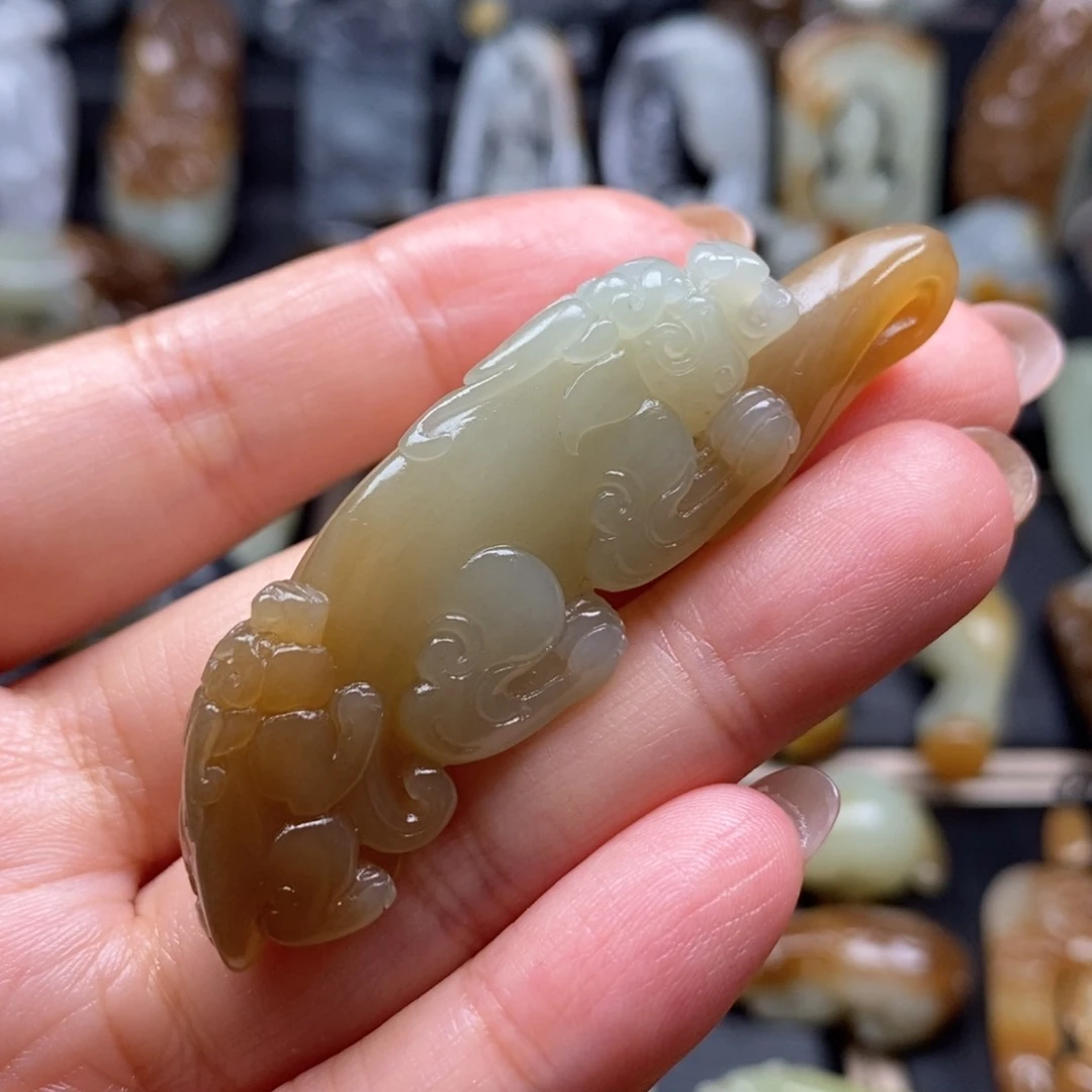 和田玉未镶嵌挂件