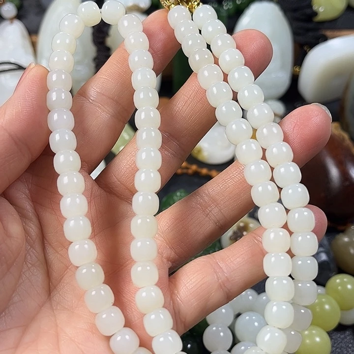 和田玉未镶嵌手串