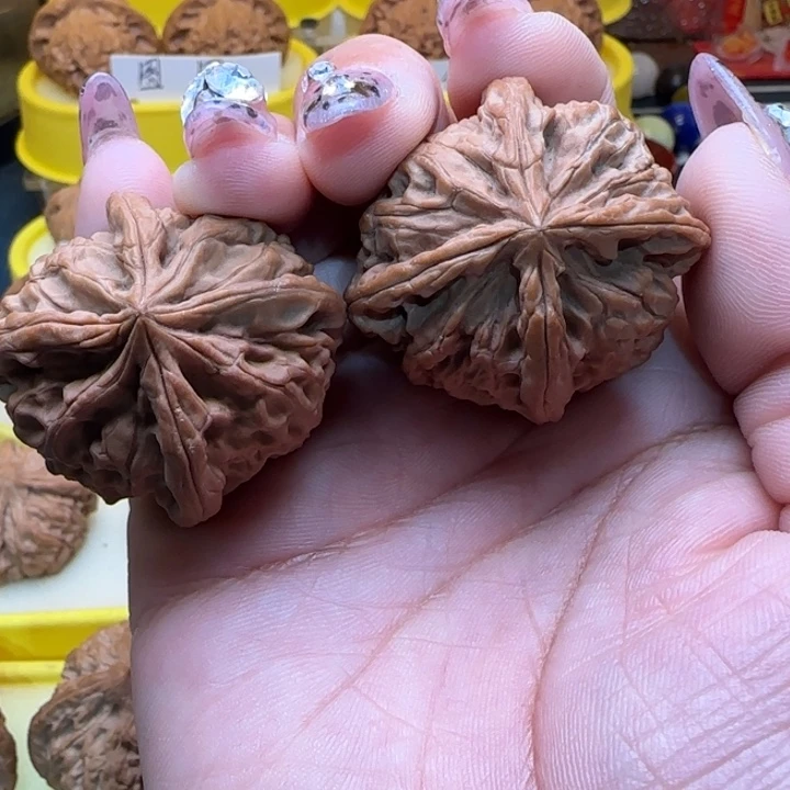 客*弯弯核桃，全屏全屏四棱弯弯核桃全品四