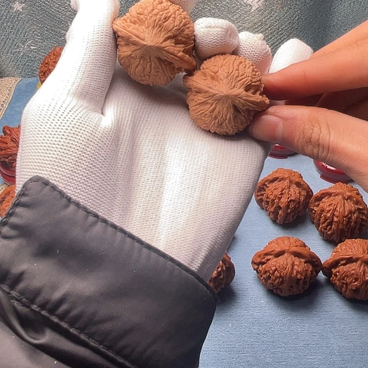 文玩核桃把件38绣球