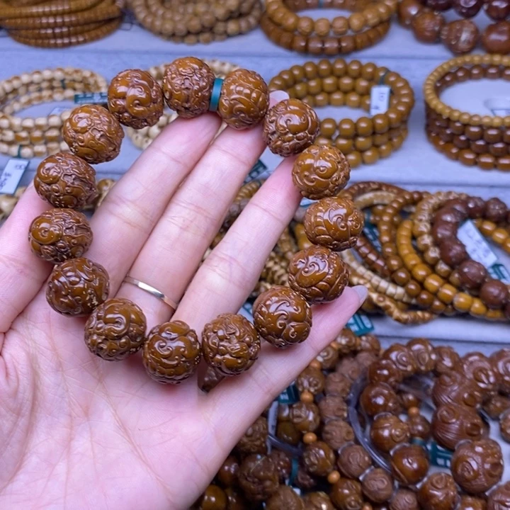 陈***啟手串紫金鼠雕刻貔貅17