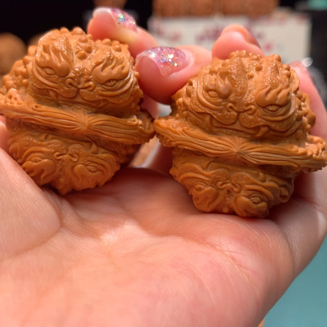 文玩核桃把件-龙蟾