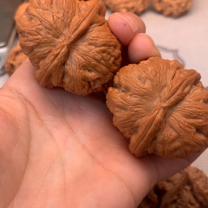 文玩核桃把件元宝47