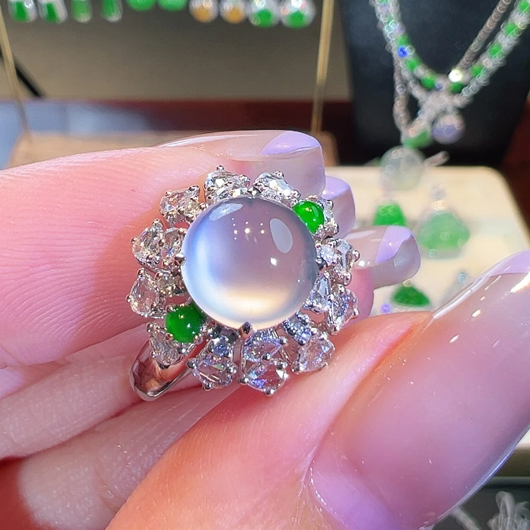 18K金镶嵌戒指翡翠翡翠