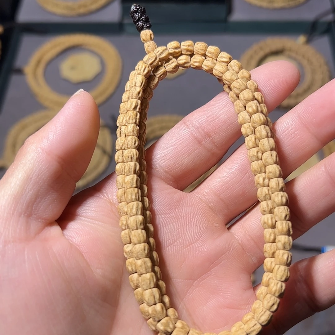 带***灭柏香籽/百香籽手串