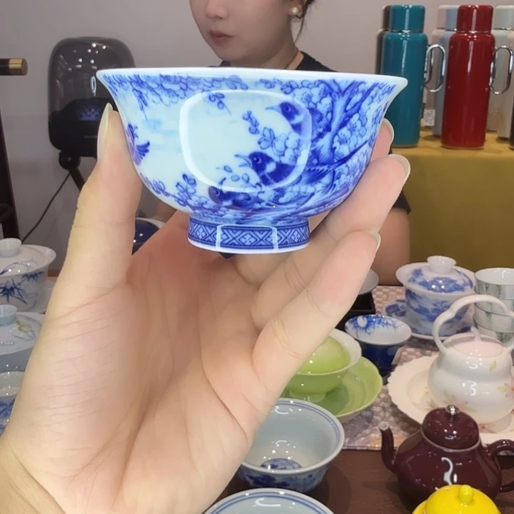 青花喜上眉梢主人杯