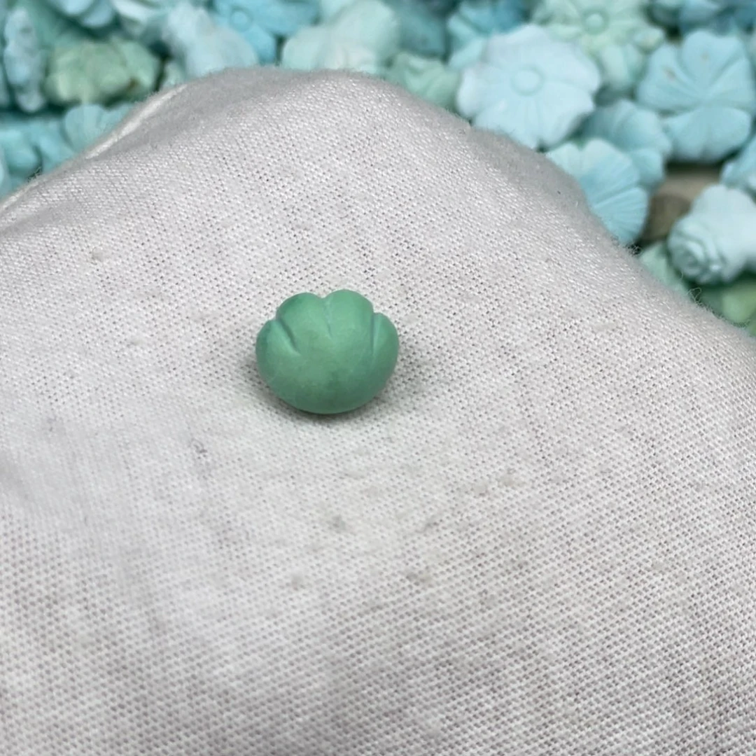 艾***嘉未镶嵌珠子南红玛瑙