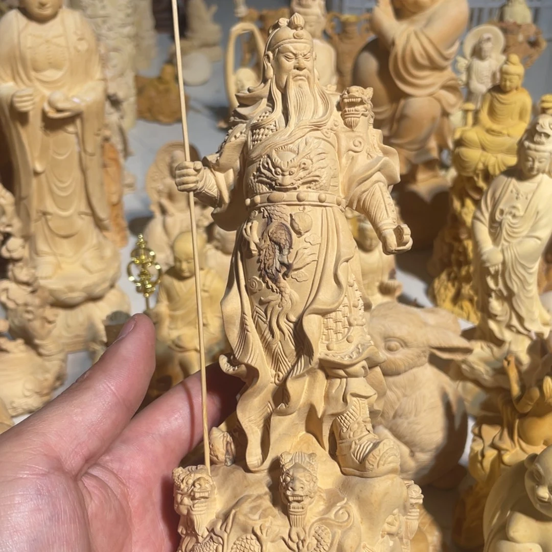 黄杨木瑕疵九龙关羽