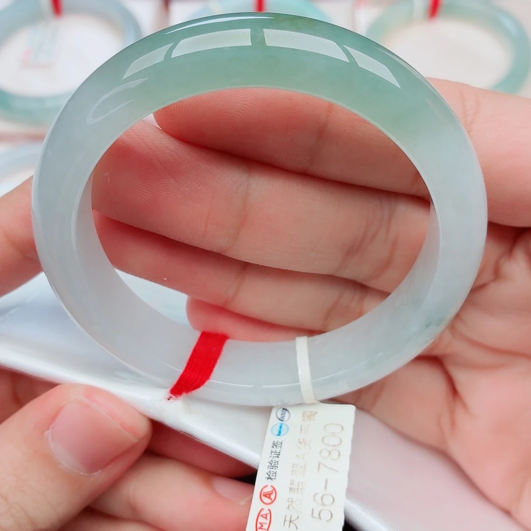 翡翠未镶嵌手镯天然翡翠手镯