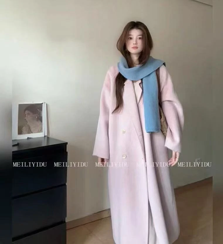 300斤大码韩系高级感粉色毛呢大衣女秋冬气质宽松中长款外套