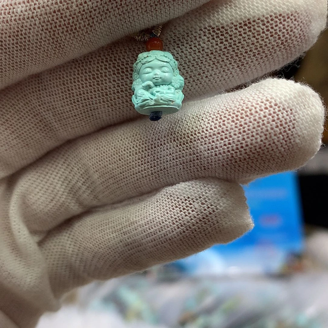 绿松石未镶嵌挂件