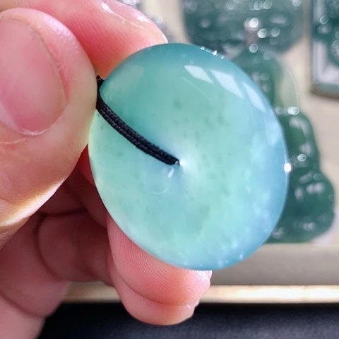 【闪购商品】翡翠未镶嵌颈饰