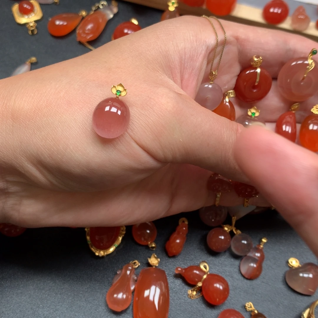 南红玛瑙未镶嵌项链