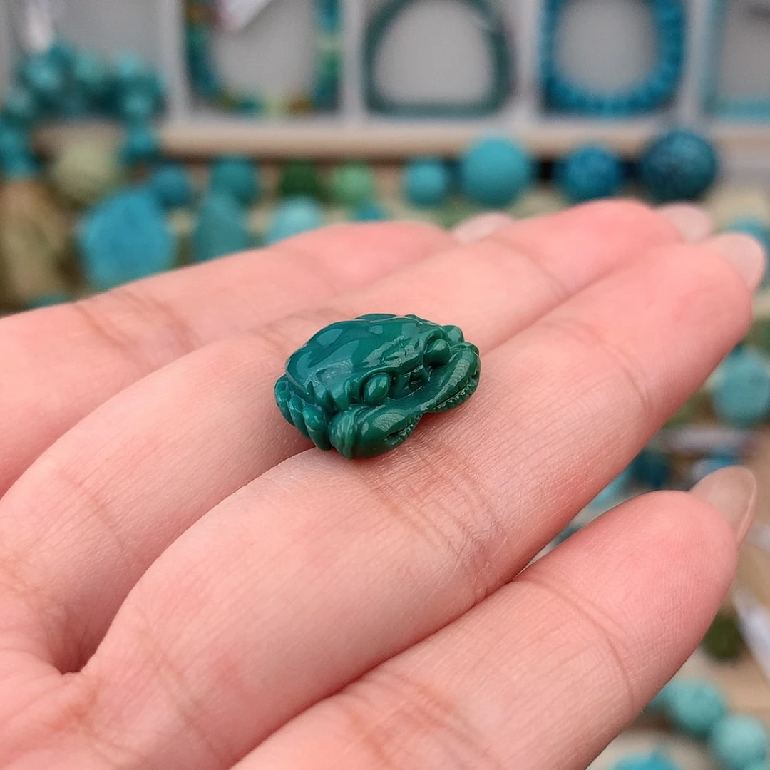 未镶嵌绿松石珠宝奇石