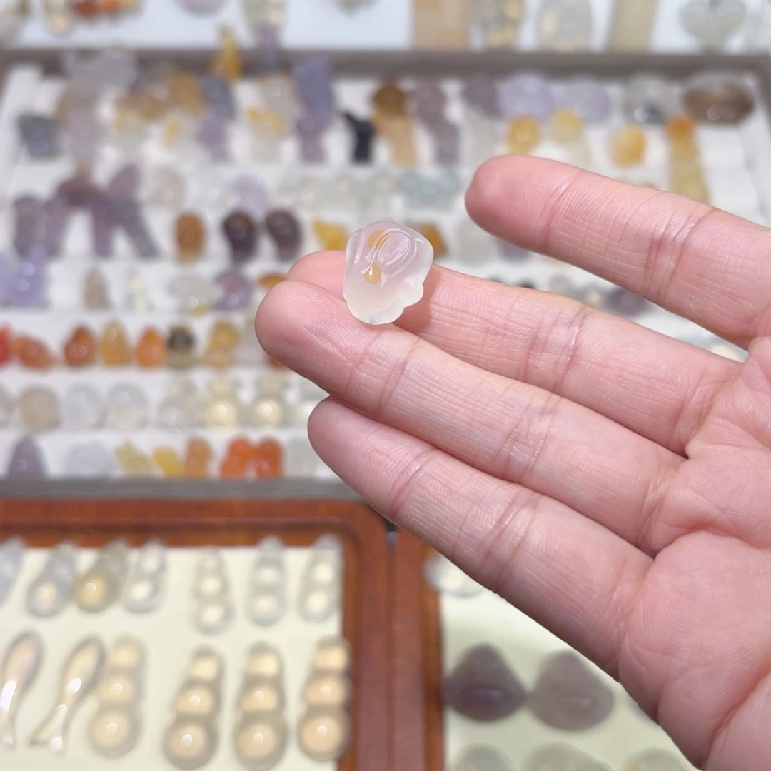 玛瑙/玉髓颈饰未镶嵌桃***掉