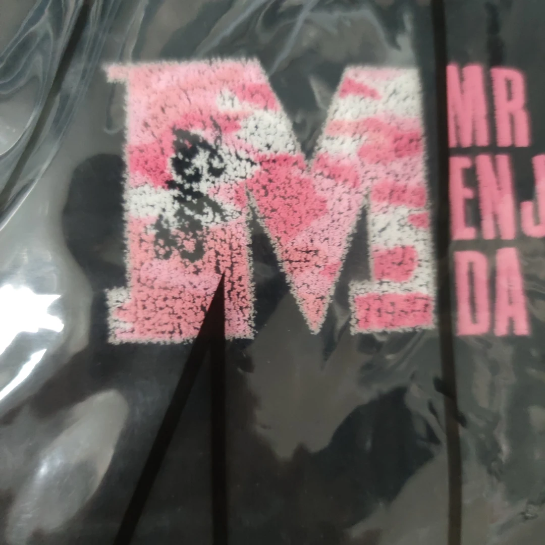 me胸前立体牙刷刺绣短袖(默认微瑕)