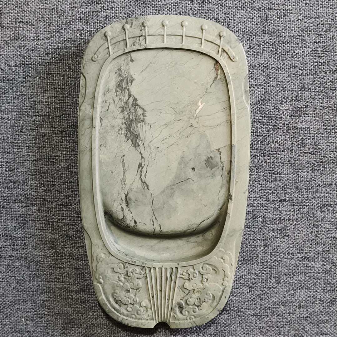 甘肃洮砚，水泉琴砚，尺寸16.5*9.1*1.2厘米